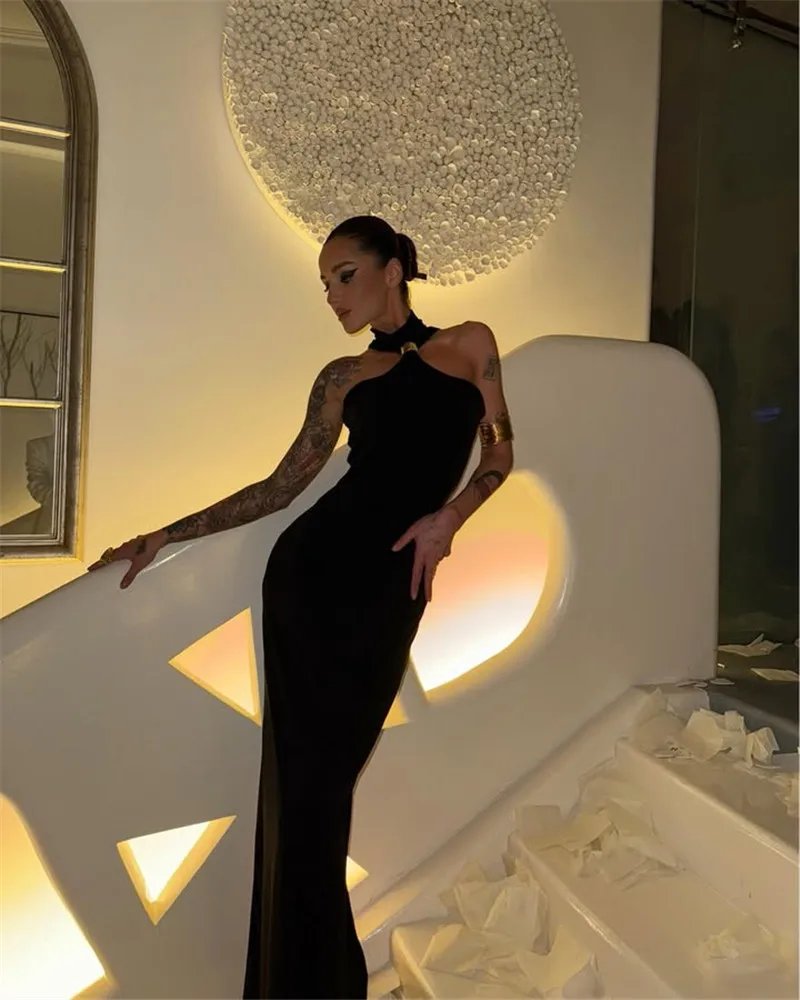 Victoria's Vogue Turtleneck Off-shoulder Sexy Knit Maxi Dress For Women Gown Metal Buckle Strapless Sleeveless High Waist Knitted Dress Victoria's Vogue Turtleneck Off-shoulder Sexy Knit Maxi Dress For Women Gown Metal Buckle Strapless Sleeveless High Waist Knitted Dress