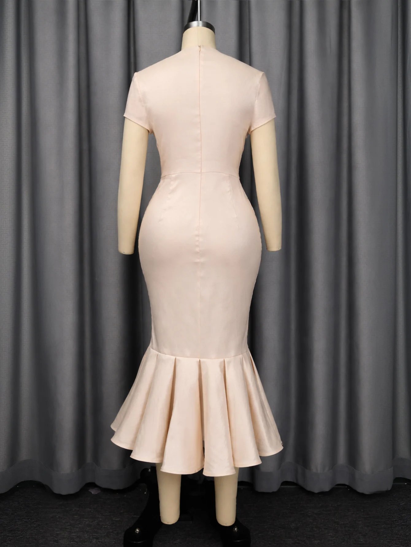 Victoria's Vogue Elegant Satin Mermaid Dress for Women V Neck Shorts Sleeves 3D Flower Shiny Package Hip Weddings Church Formal Events Gowns Victoria's Vogue Elegant Satin Mermaid Dress for Women V Neck Shorts Sleeves 3D Flower Shiny Package Hip Weddings Church Formal Events Gowns