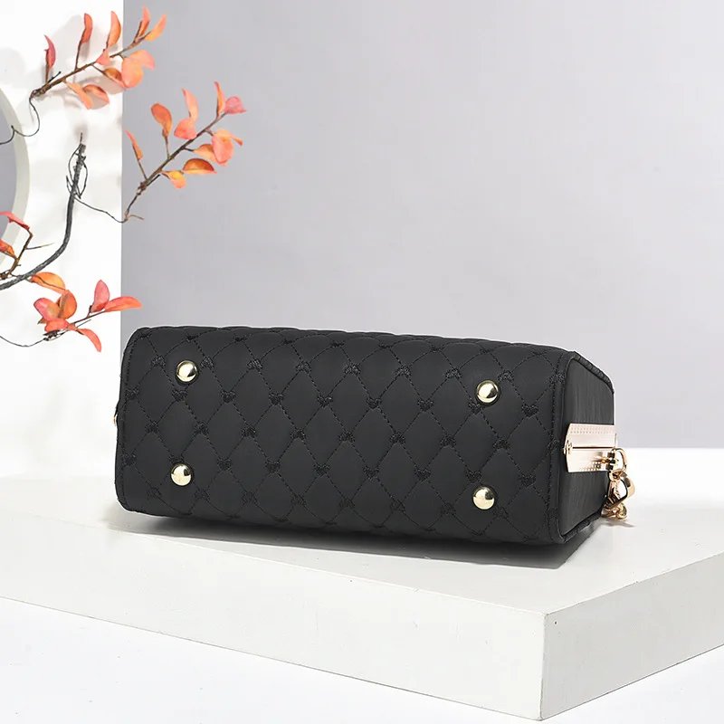 Victoria'S Vogue New Women Handbags Fashion Embossed Craftsmanship Portable Shoulder Bag Top-handle Diamond Ladies Bag Wedding Party Bags Women