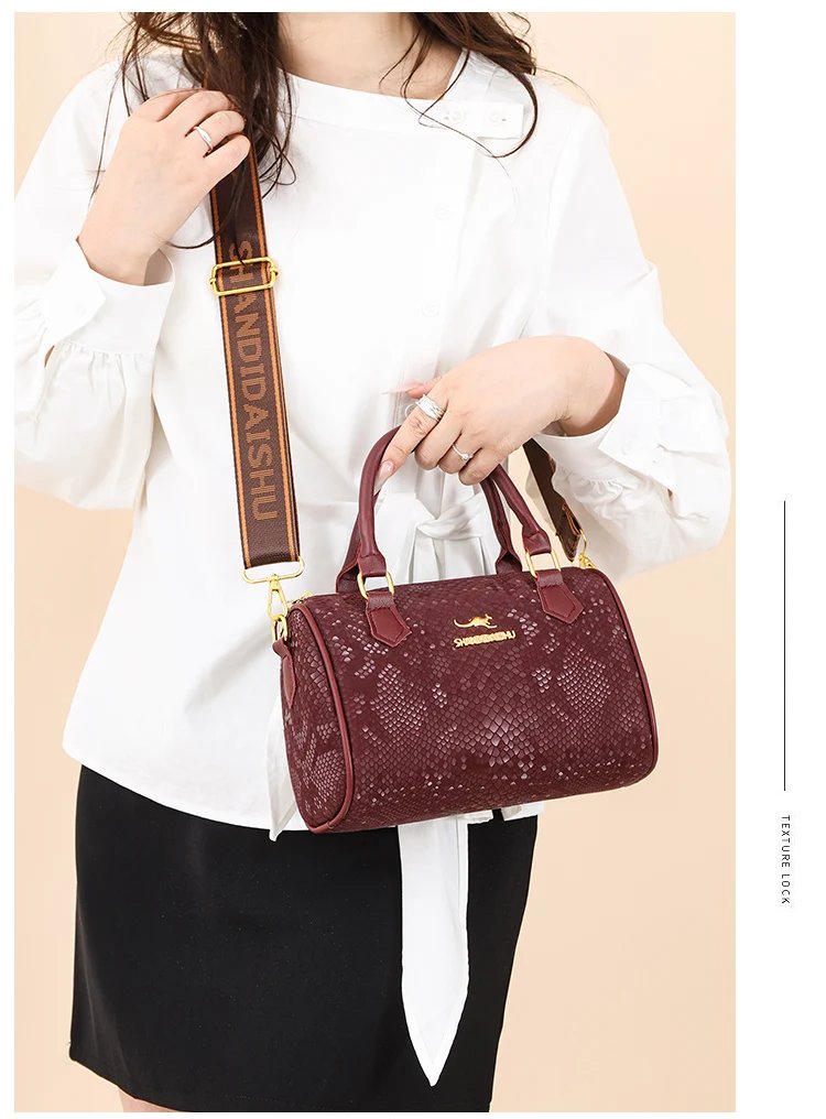 Victoria's Vogue Luxury Serpentine Handbag Women Winter New PU Leather Shoulder Bag Brands Design Handle Bag Lady Victoria's Vogue Luxury Serpentine Handbag Women Winter New PU Leather Shoulder Bag Brands Design Handle Bag Lady