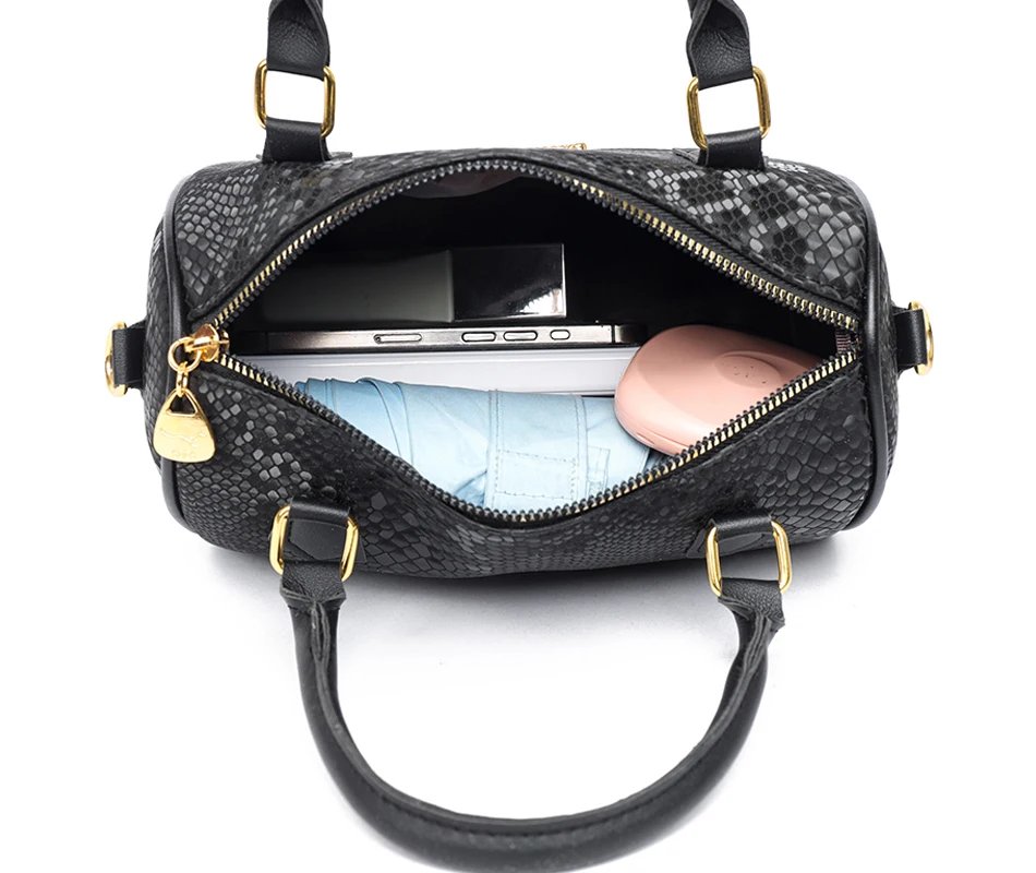 Victoria's Vogue Luxury Serpentine Handbag Women Winter New PU Leather Shoulder Bag Brands Design Handle Bag Lady Victoria's Vogue Luxury Serpentine Handbag Women Winter New PU Leather Shoulder Bag Brands Design Handle Bag Lady