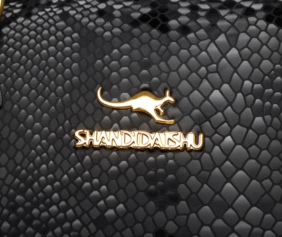 Victoria's Vogue Luxury Serpentine Handbag Women Winter New PU Leather Shoulder Bag Brands Design Handle Bag Lady Victoria's Vogue Luxury Serpentine Handbag Women Winter New PU Leather Shoulder Bag Brands Design Handle Bag Lady