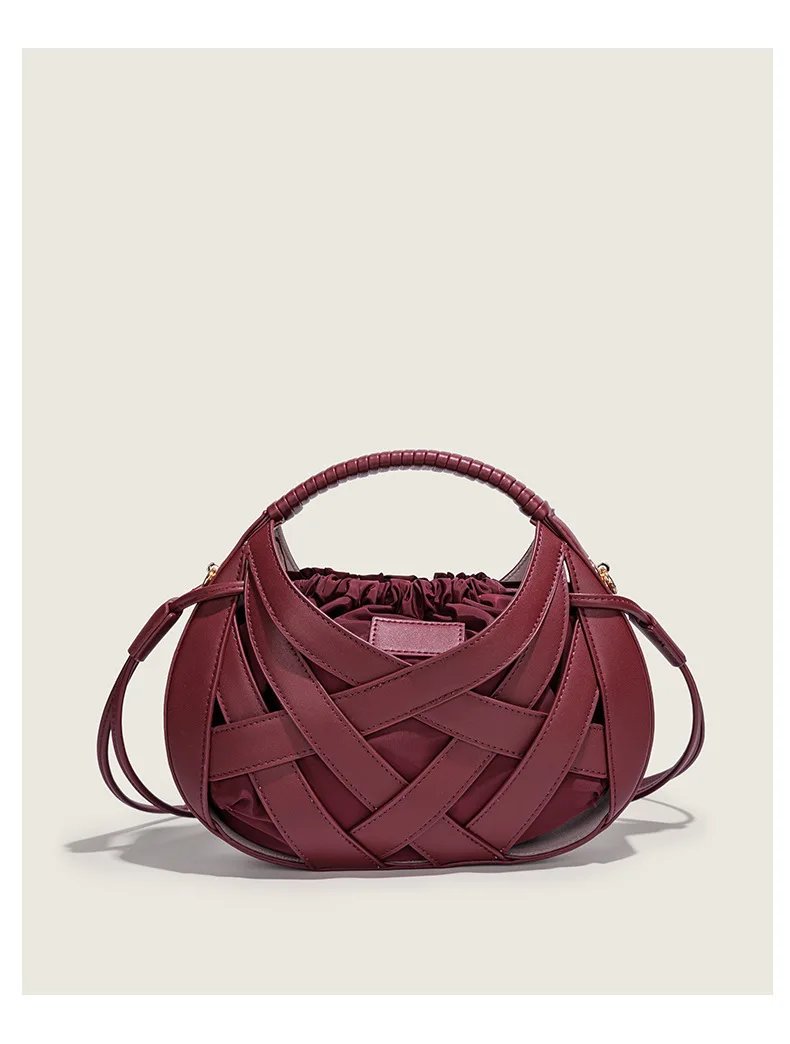 Victoria's Vogue Fashion Woven Hollow Women Handbags Luxury Designer Ladies Shoulder Messenger Bag Small Totes Tassel Lady Composite Bag Burgundy